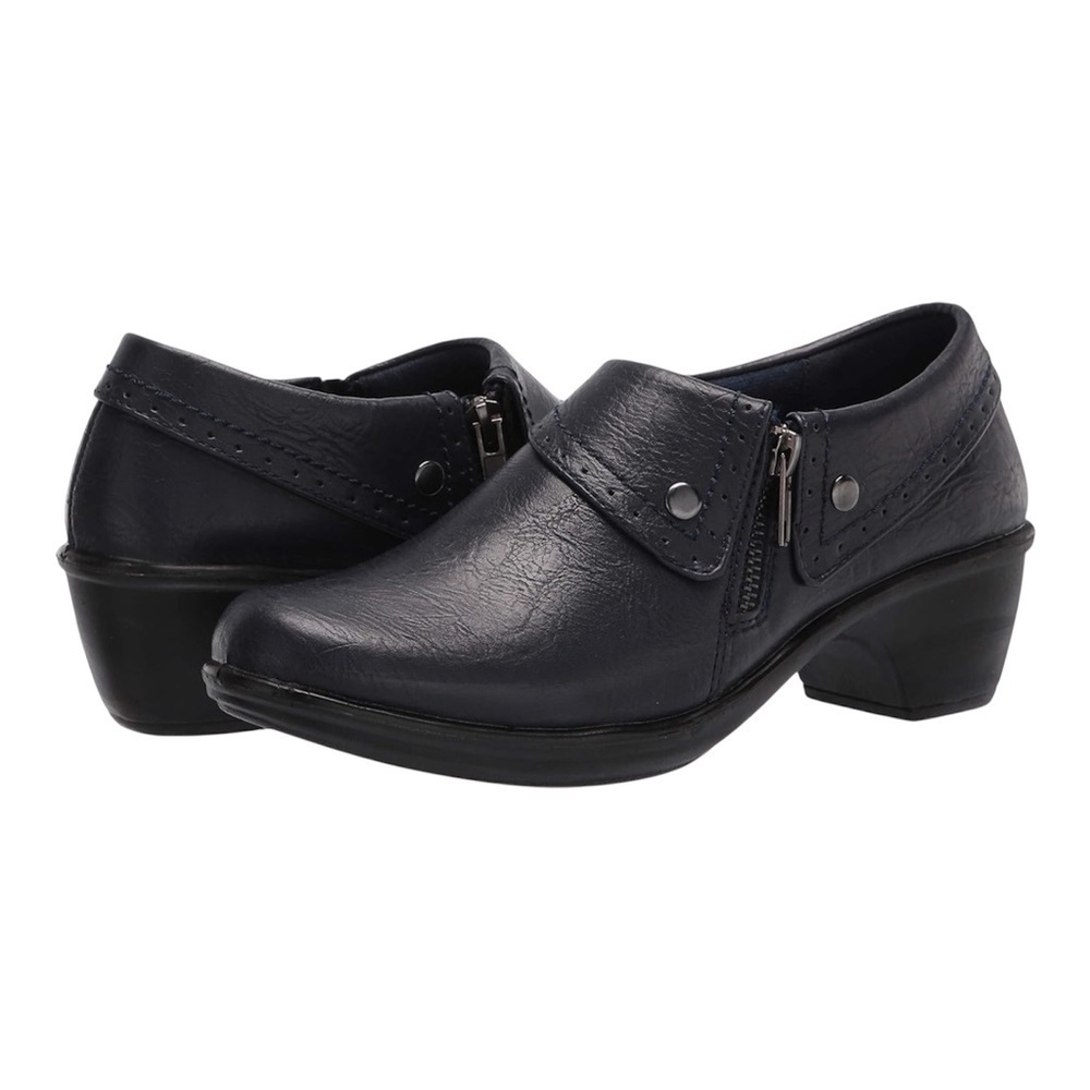 Easy Street Women's Darcy Boot - Picture 5 of 6